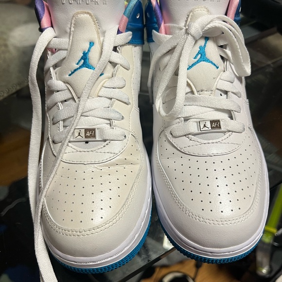 Jordan - Picture 1 of 8